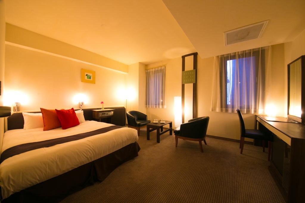 Imperial Palace City Hotel Fukuoka Hakata  Bagian luar foto